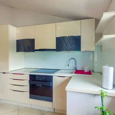 Apartament Apartments Zara