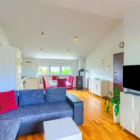 Apartments Zara Apartament