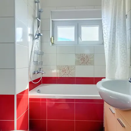 Apartments Zara Appartement *