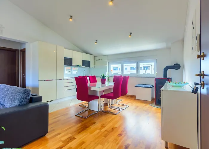 Apartments Zara זאדאר